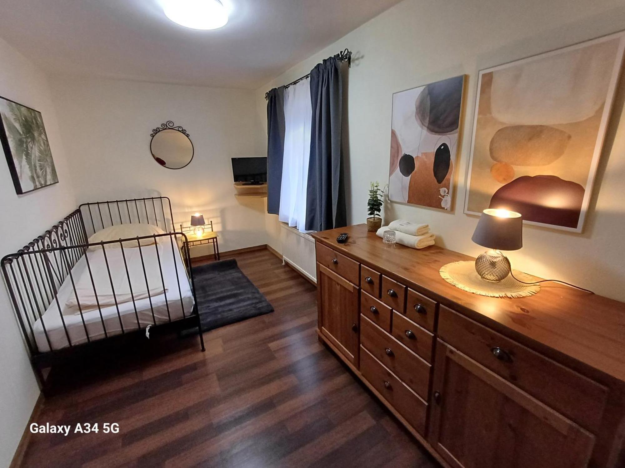 Haus Am Moos Bed & Breakfast Salzburg Ngoại thất bức ảnh
